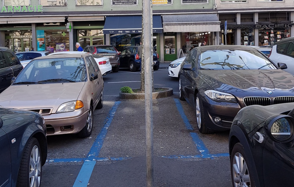 Normes de stationnement VSS et normes, lignes directrices et directives connexes